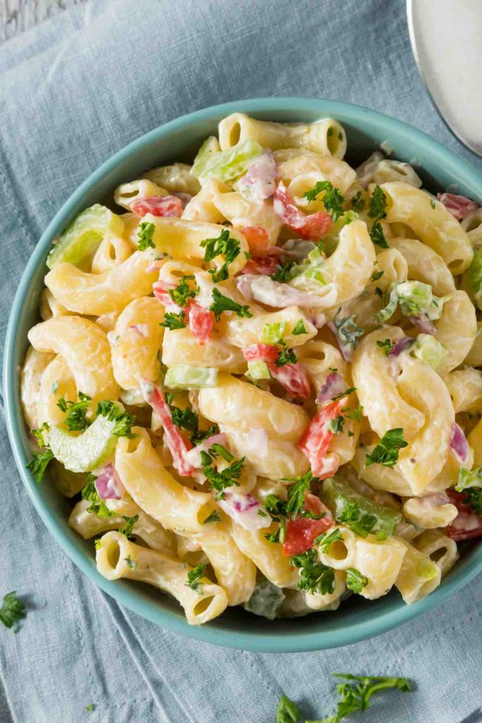 There is so much to love about pasta. It’s satisfying, easy to make, and goes with just about everything. From class Italian pasta dish to healthy pasta and vegetarian pasta meal, I’ve put together 18 best pasta side dishes that your whole family will like.