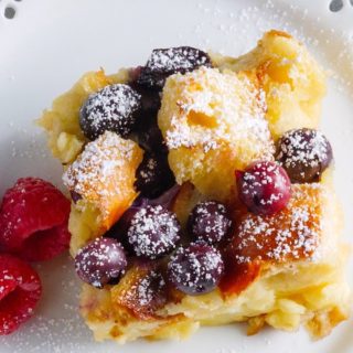 Blueberry French Toast Casserole is one of my favorite breakfast or brunch potluck ideas! It’s French toast baked with blueberries and cinnamon vanilla custard mixture.