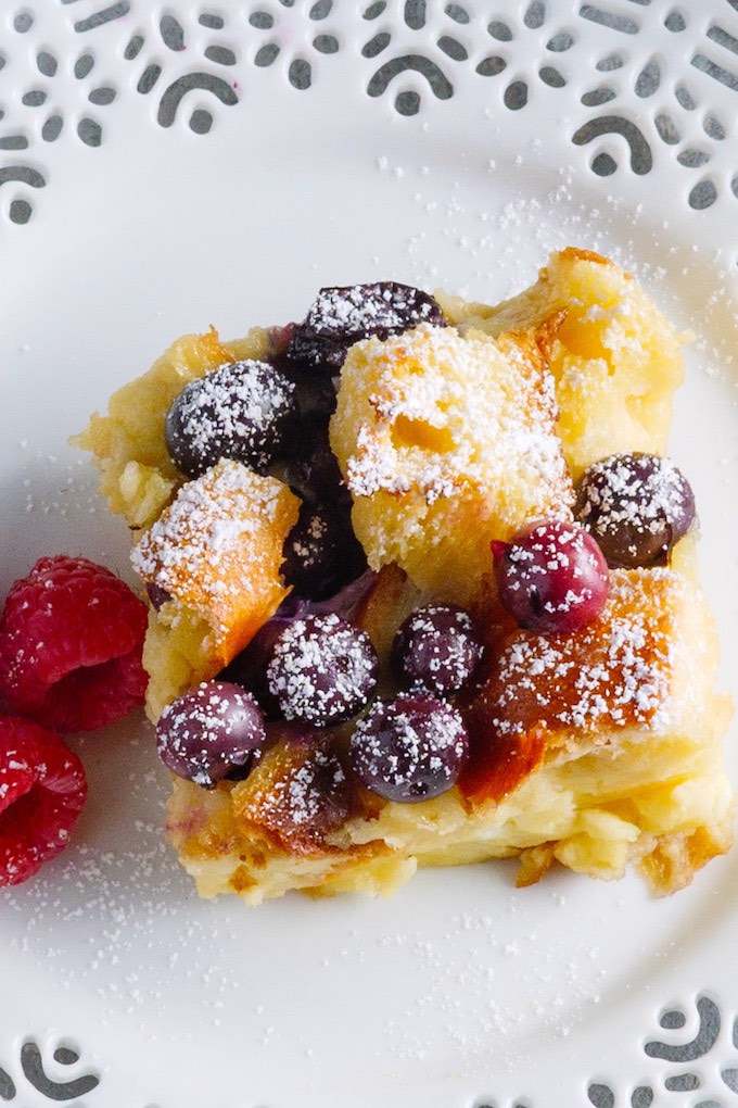 Blueberry French Toast Casserole is one of my favorite breakfast or brunch potluck ideas! It’s French toast baked with blueberries and cinnamon vanilla custard mixture.