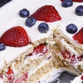 Strawberry Icebox Cake is a no-bake refrigerator cake made with fresh strawberries and layers of graham cracker wafers softened by whipped cream!