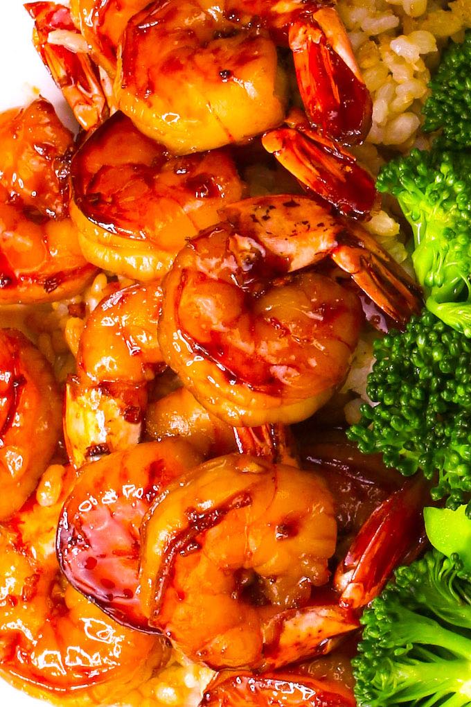 Sriracha shrimp served on rice with broccoli