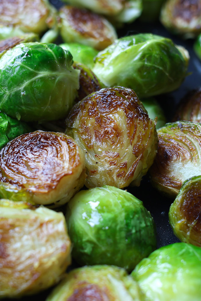 Honey Sriracha Brussels Sprouts are a sweet and spicy side dish that’s super easy to make and full of flavor. Roasting brussels sprouts in the oven at a high temperature and then drizzled with honey sriracha sauce ensures the vegetables stay tender and crispy.