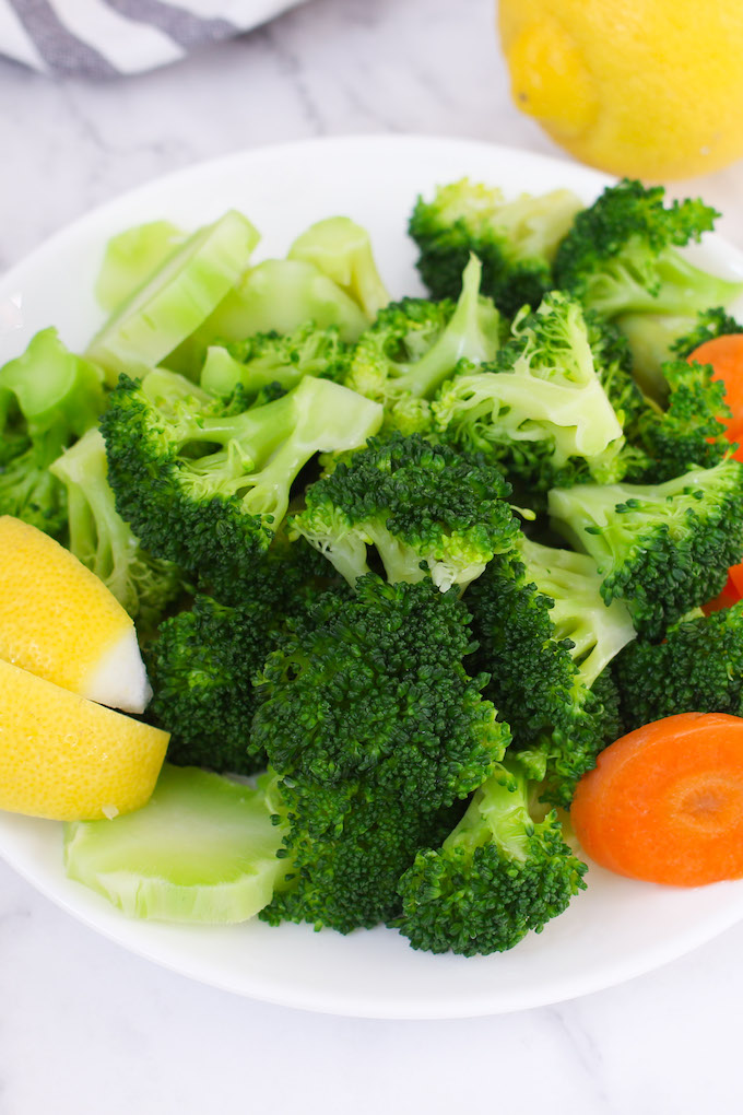 How to Steam Broccoli in the Microwave