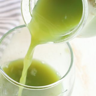 Making celery juice is one of the easiest recipes. You can make it with or without a juicer. Only 1 ingredient is required if you use a juicer.