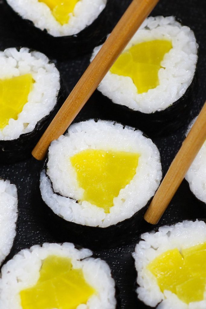 What is Oshinko and How to Make Oshinko Roll