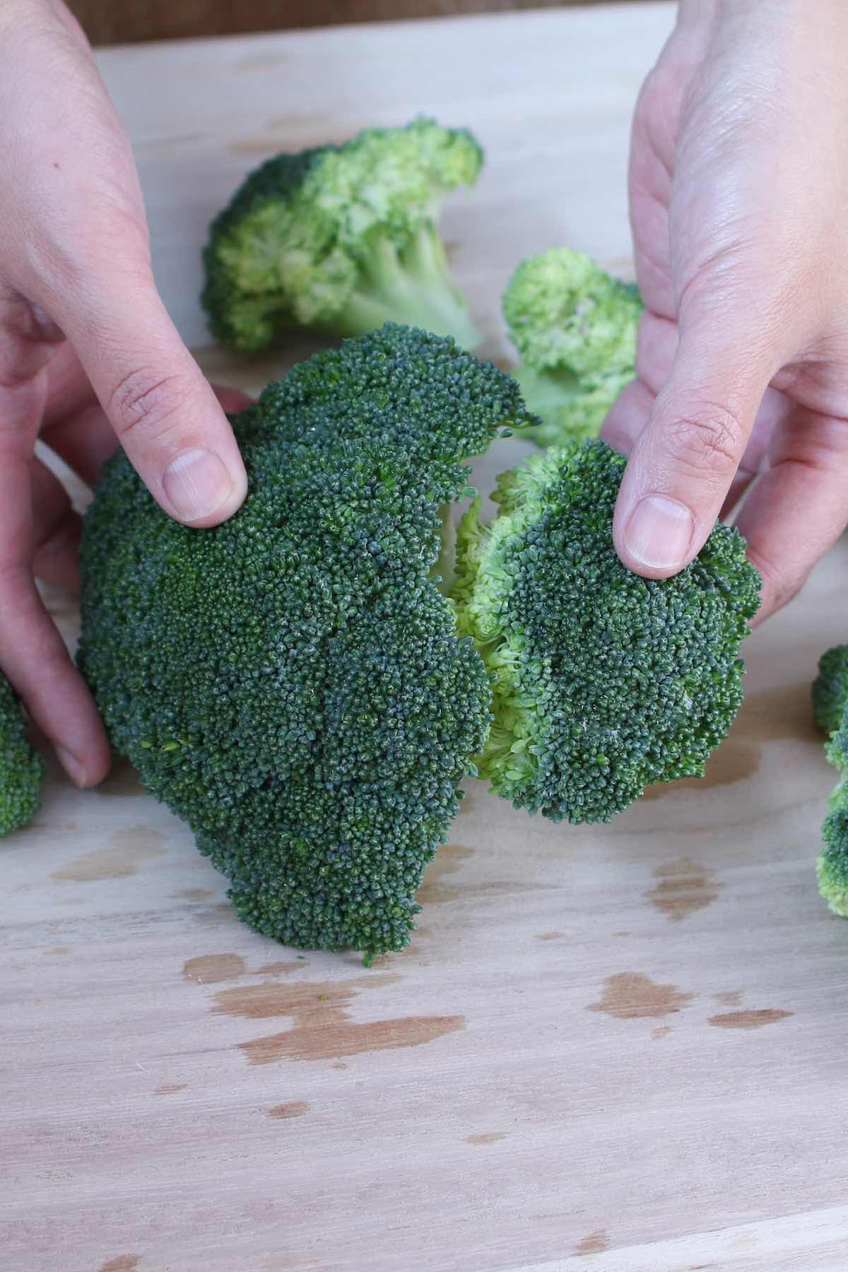 Perfect Sous Vide Broccoli {Tender and Nutritious!}