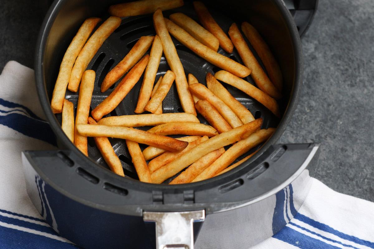 Crispy Air Fryer Frozen French Fries Without Oil