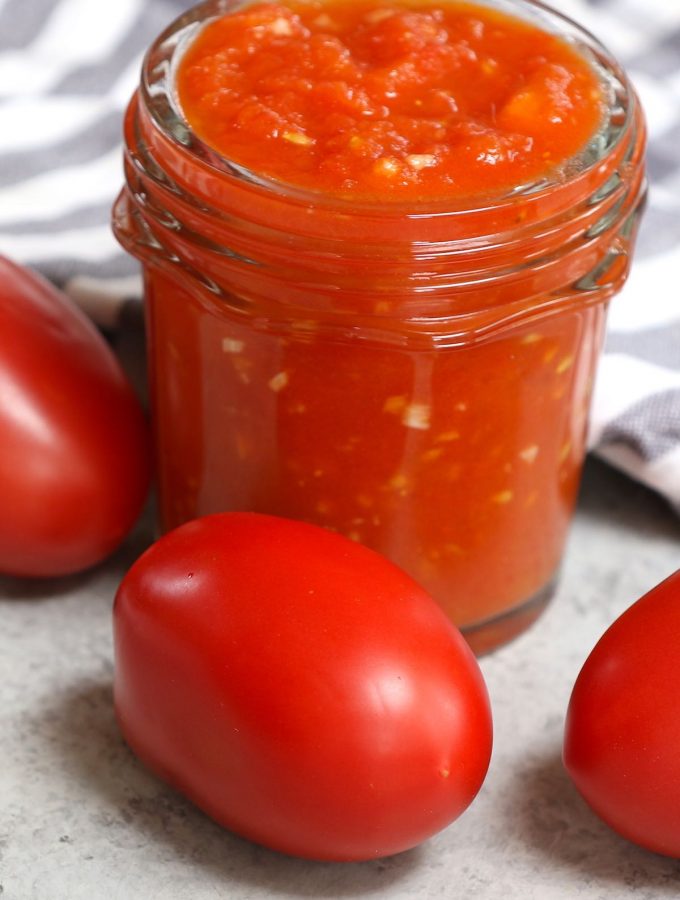 Plum tomatoes are colorful, egg-shaped tomatoes that are great for making thick tomato sauce and tomato paste due to its relatively low water content. So what are they exactly? How to use them? What are the sizes? How to make tomato sauce? Let’s find out everything about plum tomato in this post! #PlumTomatoes