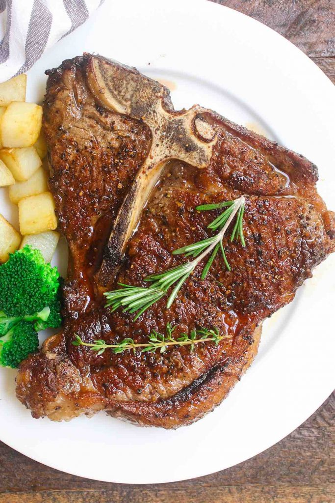 13 most popular sous vide steak recipes for easy weeknight dinners or any special occasions. With recipes from sous vide filet mignon, sous vide flank steak, sous vide ribeye, and more, you’re sure to find something you love. #SousVideSteak #SousVideSteakRecipe 