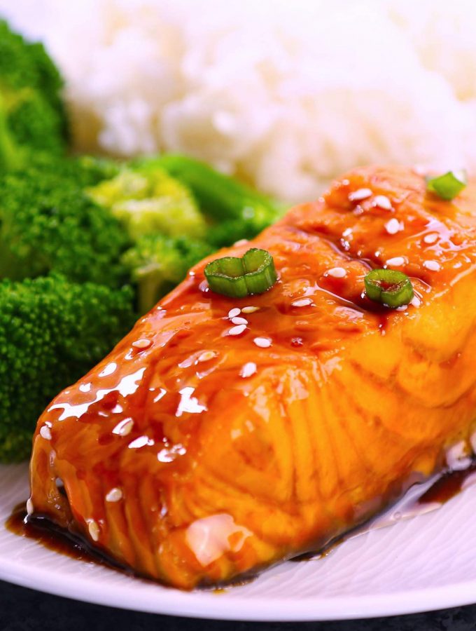 Sous Vide Frozen Salmon is absolutely the BEST way to cook frozen salmon fillets! It’s easy, convenient, and tastes as delicious as properly thawed and cooked salmon. Sous vide is your secret weapon! It comes out perfect every time, and I never take the time to thaw salmon again after I discovered this method. #SousVideSalmon #SousVideSalmonFromFrozen