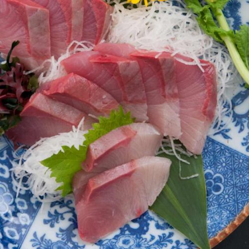 hamachi sashimi