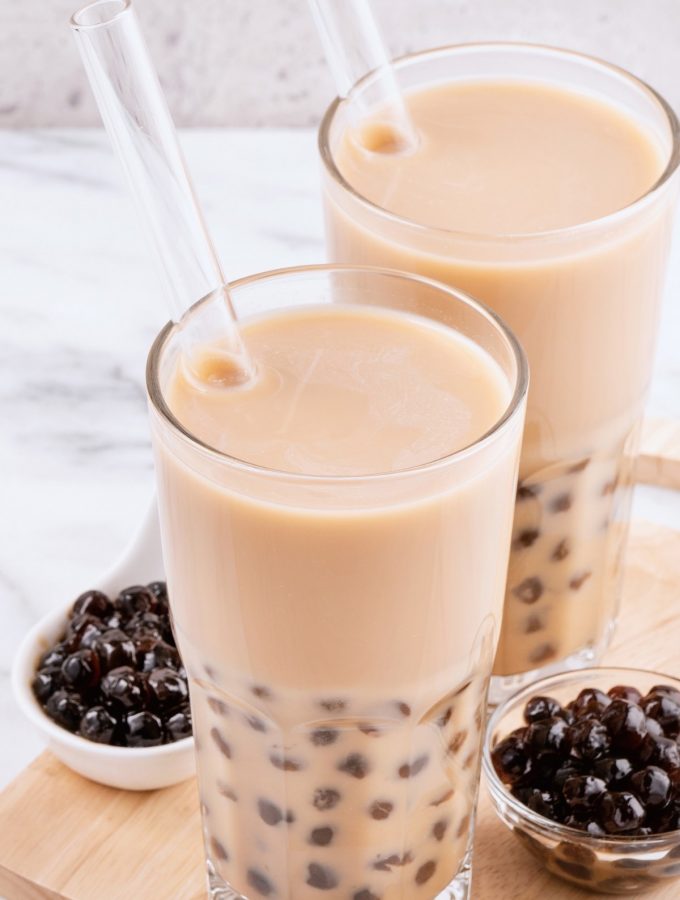 Why choose between coffee or tea when you can easily have both? The Hong Kong Style Yuanyang Coffee Milk Tea blends the two staple beverages into a tasty drink sure to give you a caffeine kick. Enjoy it hot or on ice!