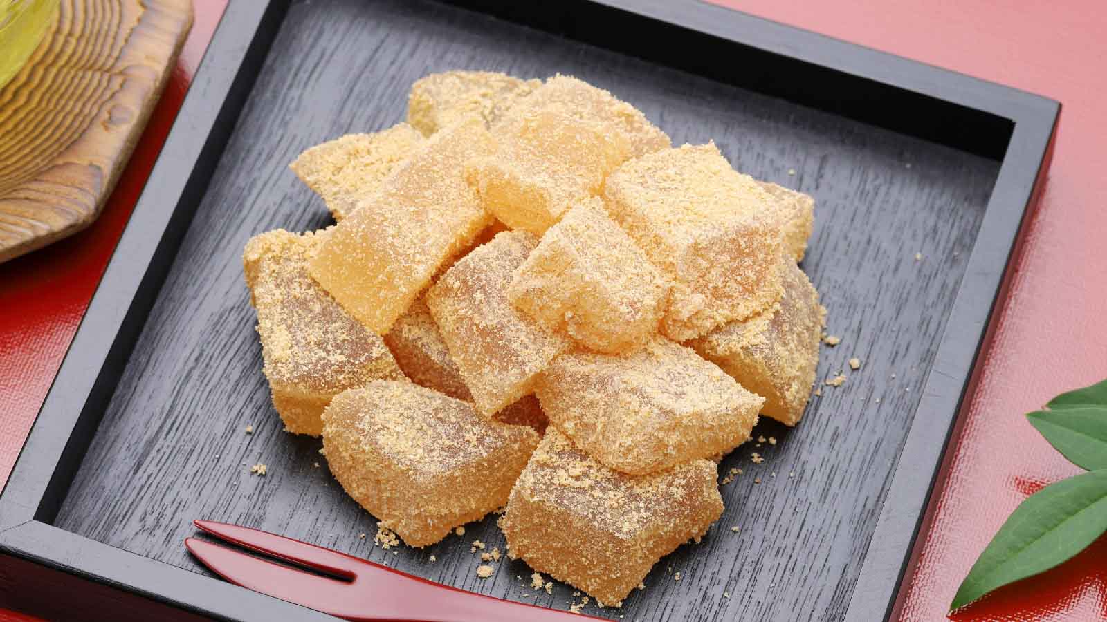Warabi Mochi (Easy Japanese Warabimochi Recipe)