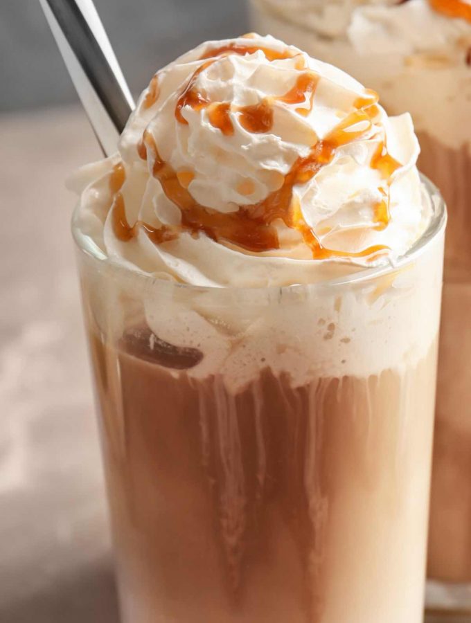 McDonald’s Frappe is creamy, chocolatey, with the whipped cream on top, drizzled with more caramel or chocolate sauce. This blended-ice copycat drink has a hint of coffee, perfect to cool you down on hot summer days. Plus, there are 3 different flavors you can try: caramel, mocha, or chocolate chip.