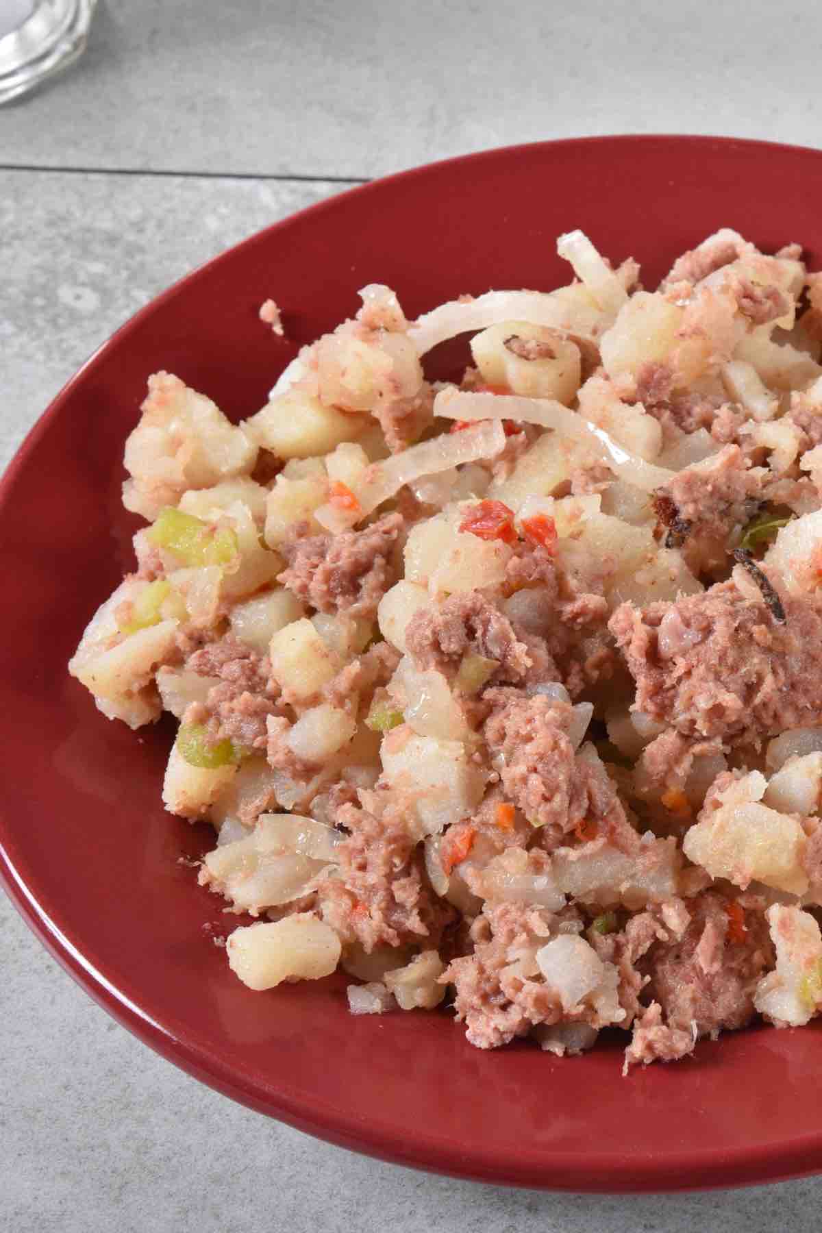 12 Quick and Easy Canned Corned Beef Recipes