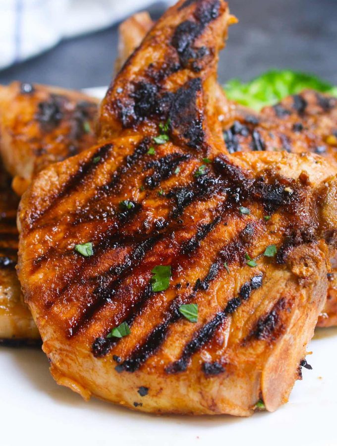 I’ve rounded up the 26 best pork chop recipes, all of which are pretty easy, and mouth-watering delicious. Grilled, oven-baked, stove-top, boneless, and bone-in – so many choices – enjoy!