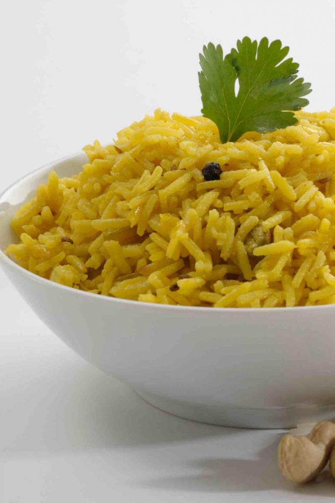 https://izzycooking.com/wp-content/uploads/2021/04/Rice-Cooker-Curry-Rice-683x1024.jpg