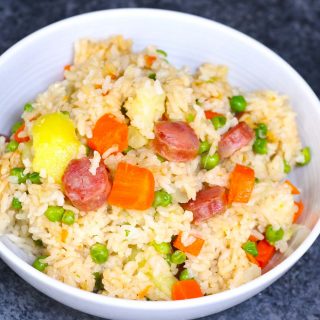 Chinese Rice Cooker Fried Rice is one of the best rice cooker recipes. It takes less than 5 minutes to prepare, and the rice cooker will do the rest of the work.