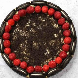 Oreo Cheesecake is one of my favorite Oreo desserts. It’s sweet, creamy, and incredibly delicious.