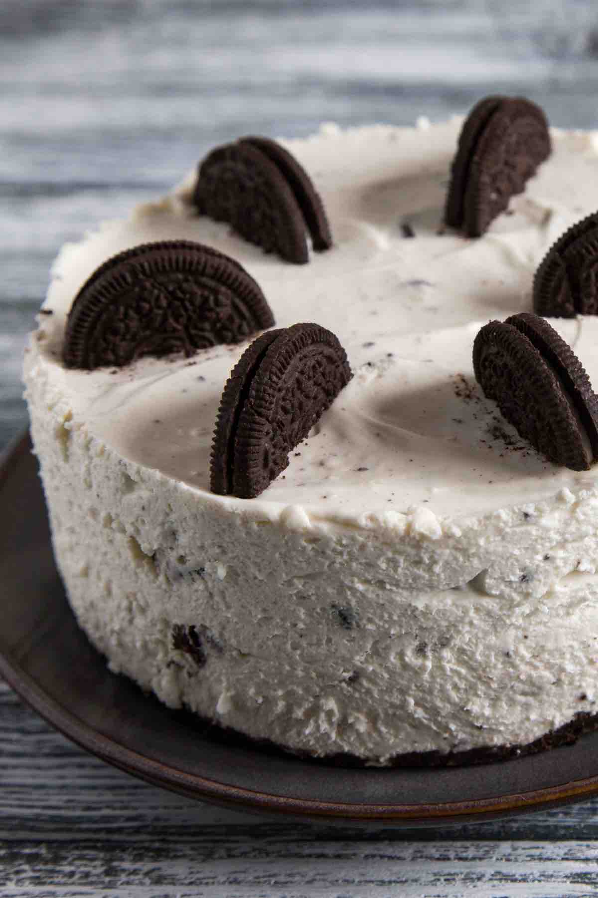 15-easy-cheesecake-toppings-to-rock-your-cheesecake-izzycooking