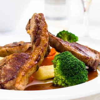 Steamed Broccoli to Serve with Lamb Chops