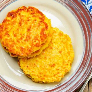 We’re taking it all the way down to the South with this classic Corn Pone recipe! It doesn’t get any more traditional than authentic Southern Corn Pone, a twist of the popular cornbread. It's an eggless bread that’s simple, crispy, and golden brown.