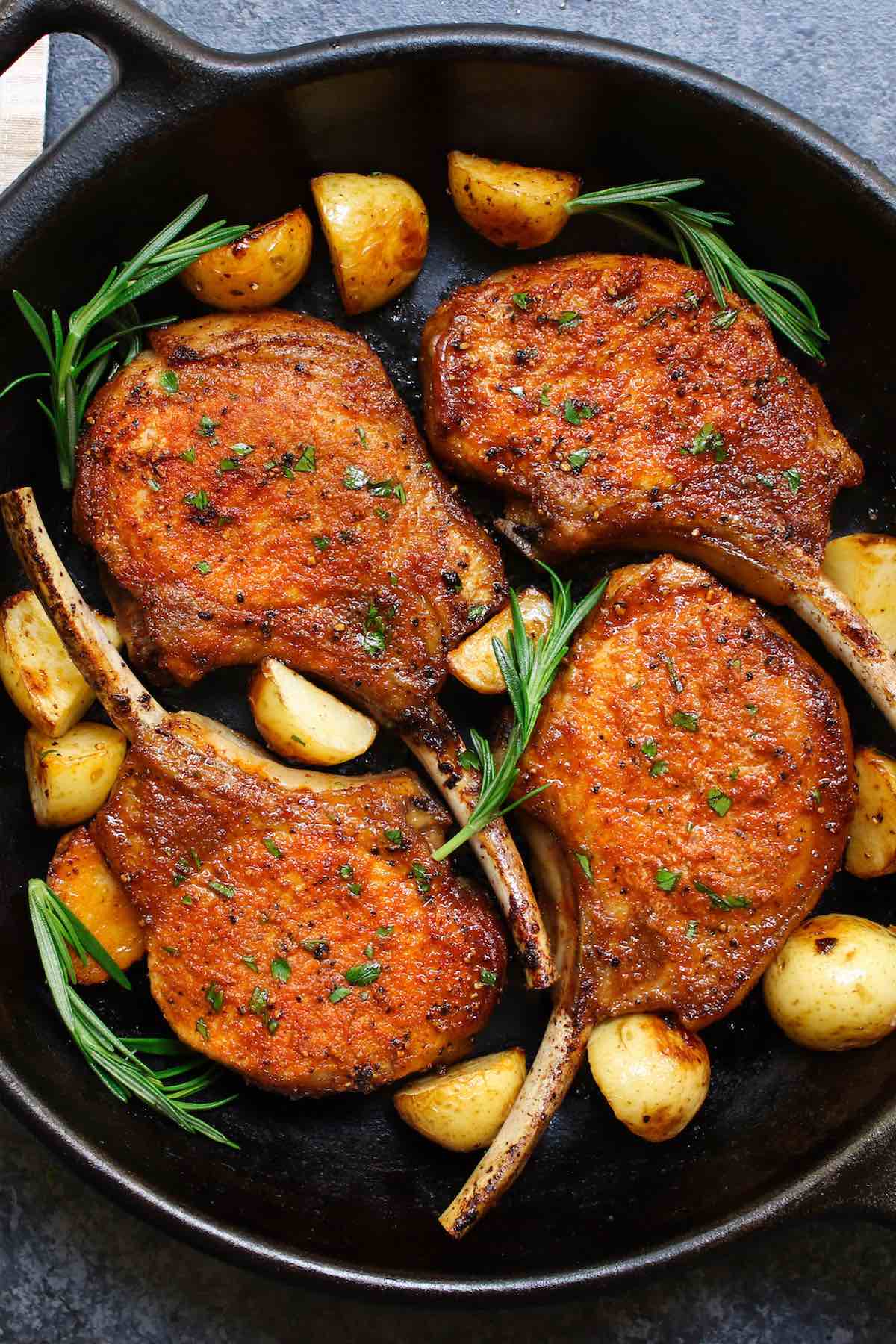 cast iron bone in pork chops