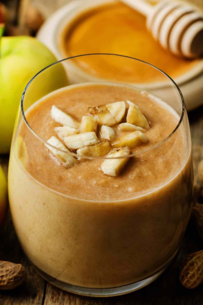 We've rounded up 11 Best Delicious Shakeology Recipes for you. No matter the occasion, time of year, or time of day, Shakeology has a recipe for you! From lattes to fruit shakes to shakes that taste like s’mores and birthday cake! You truly can’t go wrong! So go on, indulge and enjoy!