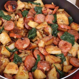 Kielbasa and Potatoes are loaded with crispy potatoes and flavorful Kielbasa sausages. It’s one of the best Polish sausage recipes that are easy to make at home.