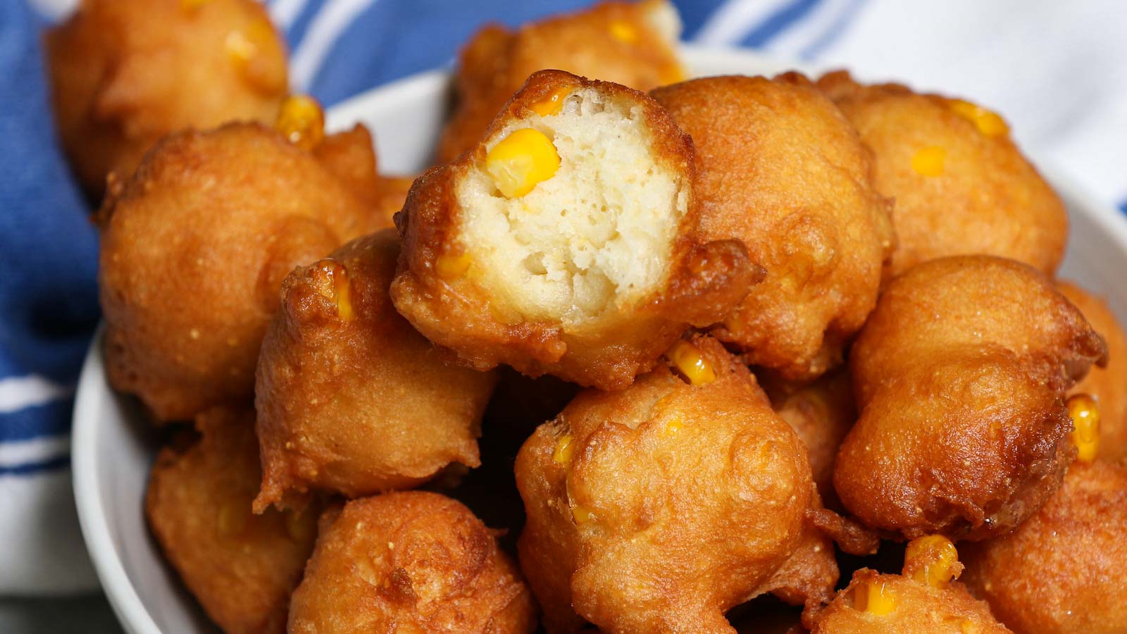 10 Best Fried Breakfast Items - IzzyCooking