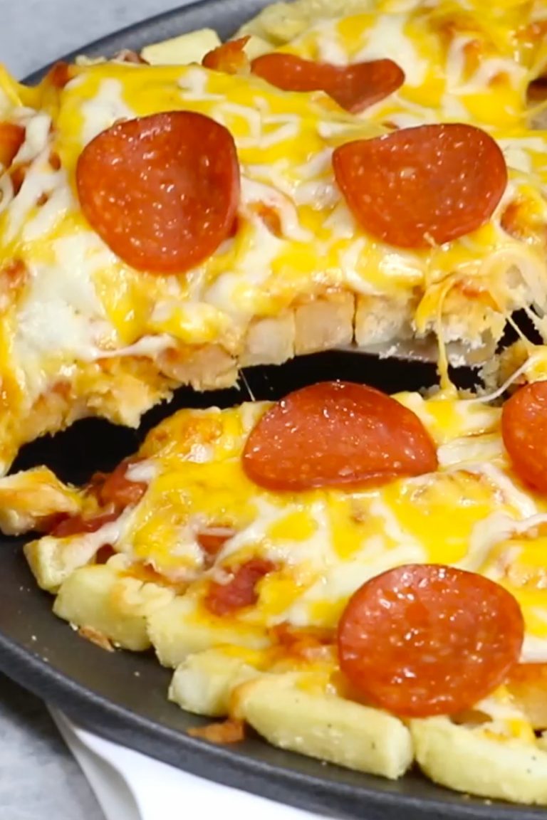 Pepperoni Pizza Fries (Loaded French Fry Pizza Recipe) IzzyCooking