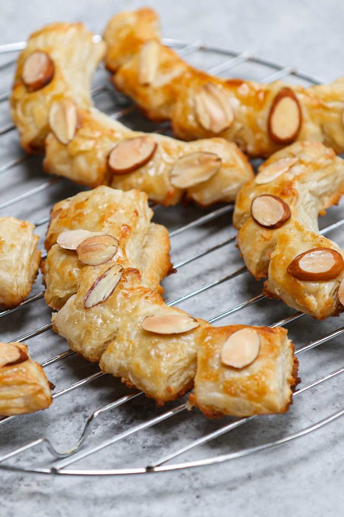 of these sweet treats brings a delicious burst of nutty almond flavor – perfect for breakfast, brunch or afternoon tea.