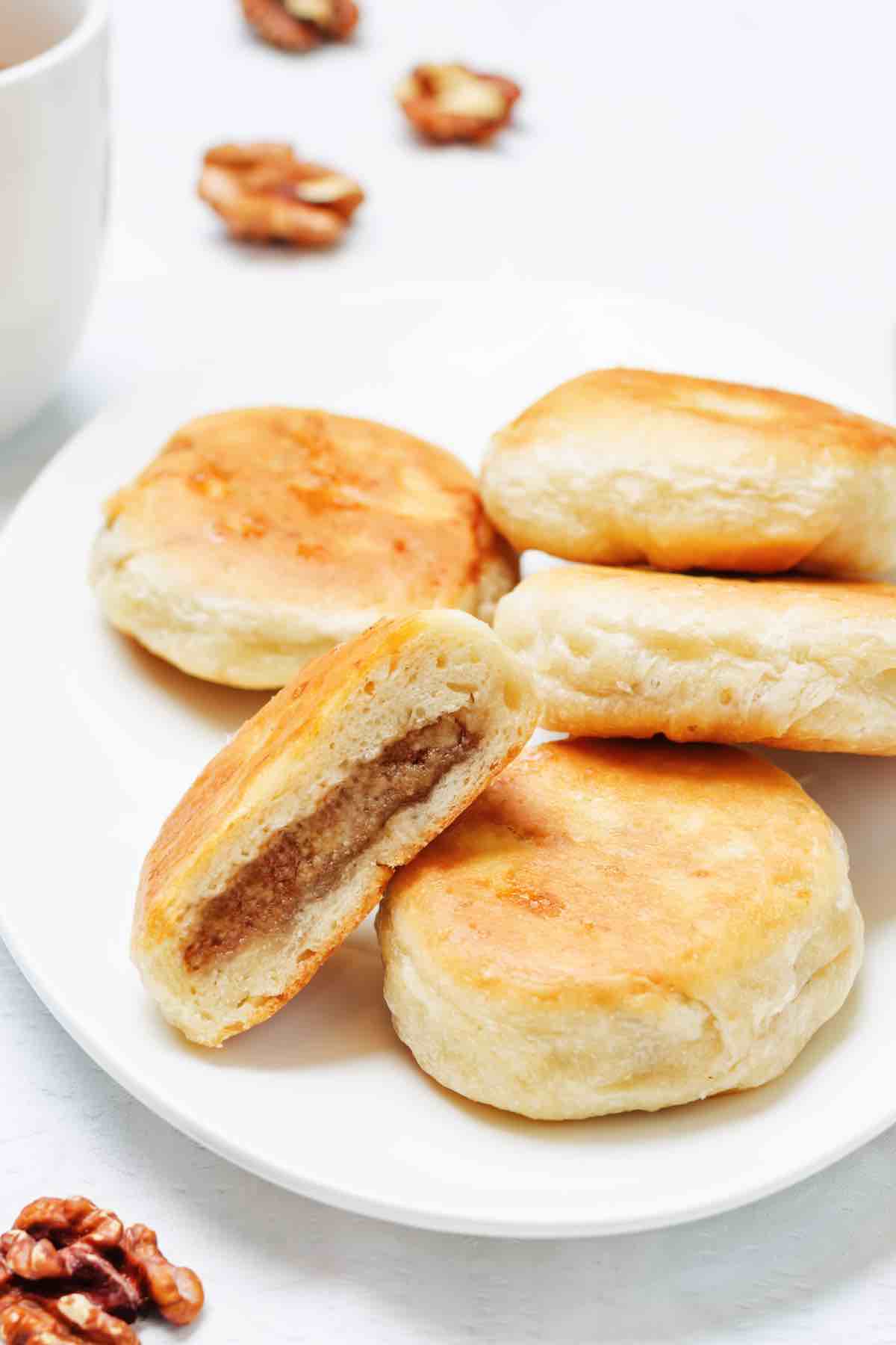 12 Popular Korean Desserts (Easy Korean Pastries and Sweets Recipes to