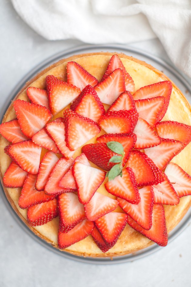 Strawberry White Chocolate Cheesecake