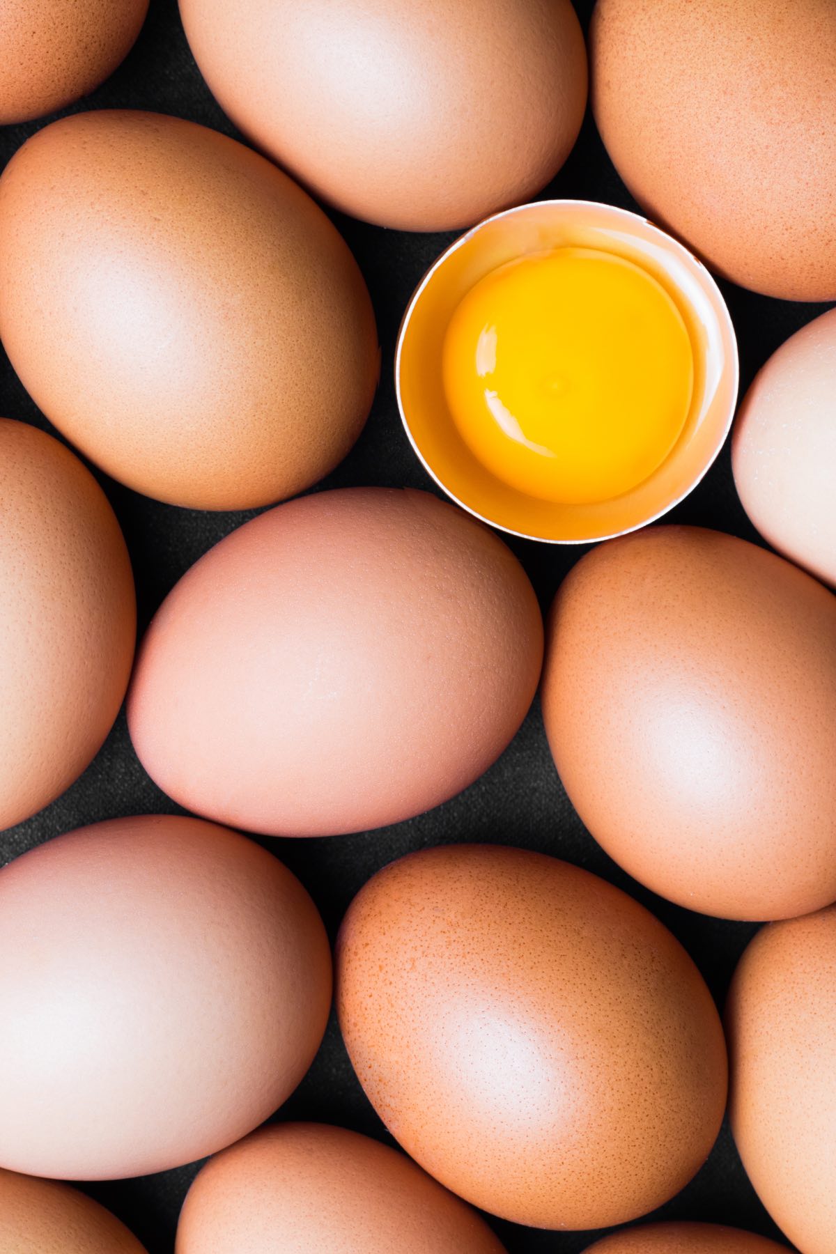 There’s nothing worse than cracking open an egg to find out that it’s gone bad. Eggs are a versatile food used in everything from baked goods to breakfast to fried chicken. If only there was a way to test for freshness without having to crack an egg. Well, there is!