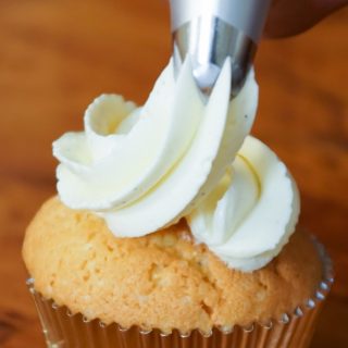 For many people, a cake just isn’t complete without the creamy frosting on top. Whether it’s buttercream or chocolate flavored, icing helps to add that sweet finishing touch to brownies, cupcakes and other tasty baked goods. In this post I’ll share with you How to Make Frosting Without Powdered Sugar.