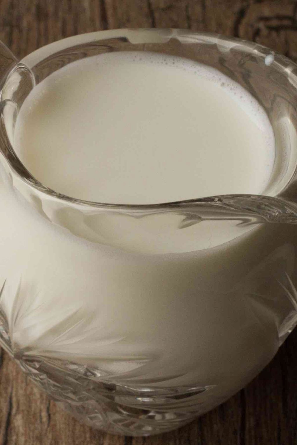 How to Make Heavy Whipping Cream (Easy Heavy Whipping Cream Substitute