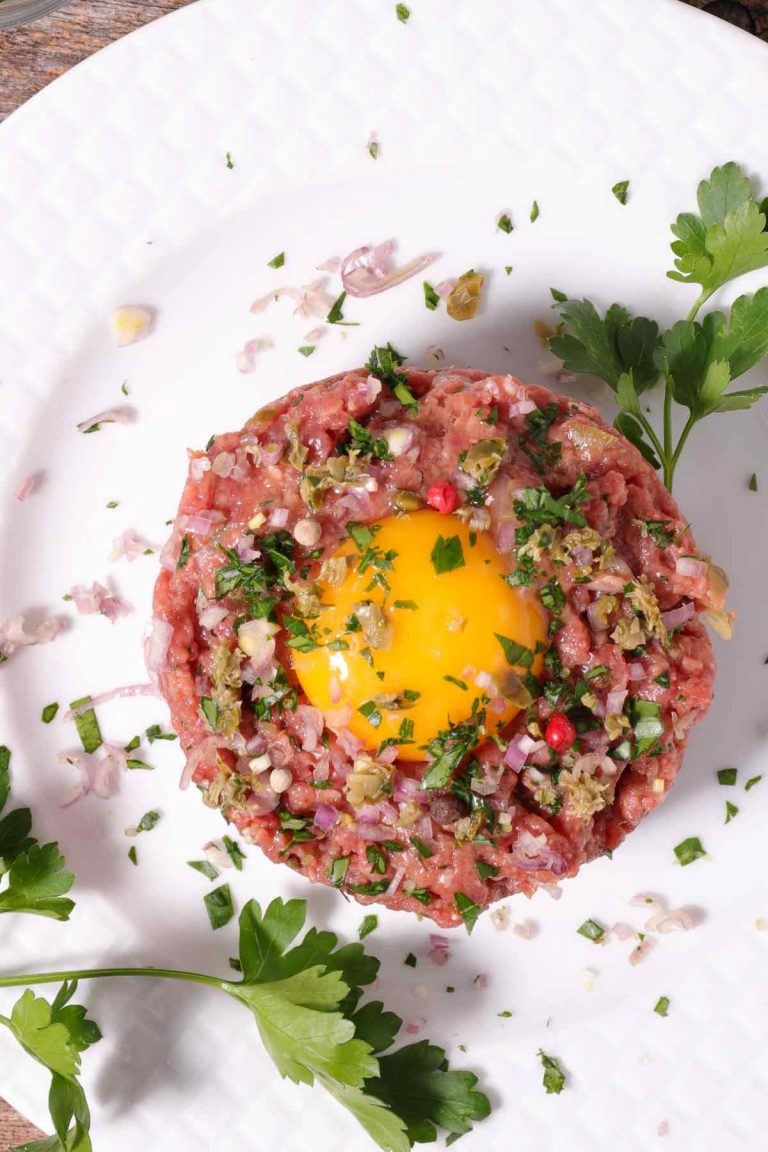 Best French Steak Tartare Recipe (Easy Minced Beef Tartare) IzzyCooking