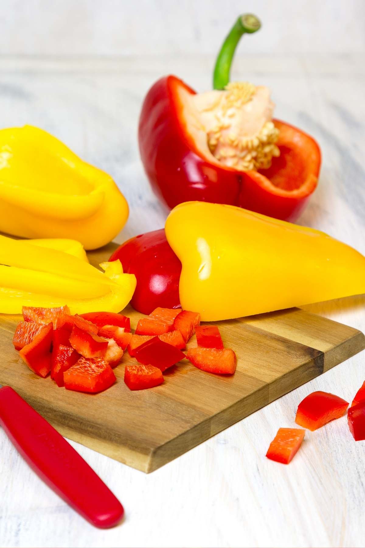 32 Best Salad Toppings (Popular Salad Ingredients) IzzyCooking