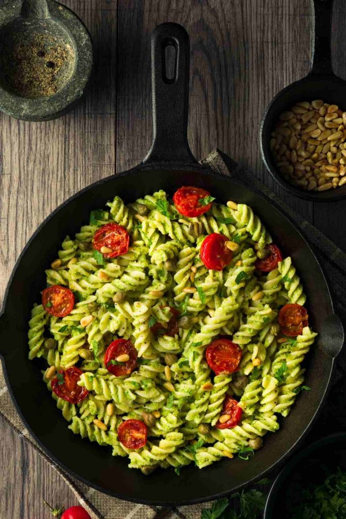 Healthy Pasta with Pesto and Broccoli