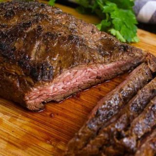 If you have leftover steak on hand, it’s easy to reheat or add it into other meals. This is a super useful time saver for weekly meal prepping. In this post you’ll learn how to reheat steak to keep it tender, juicy and delicious.