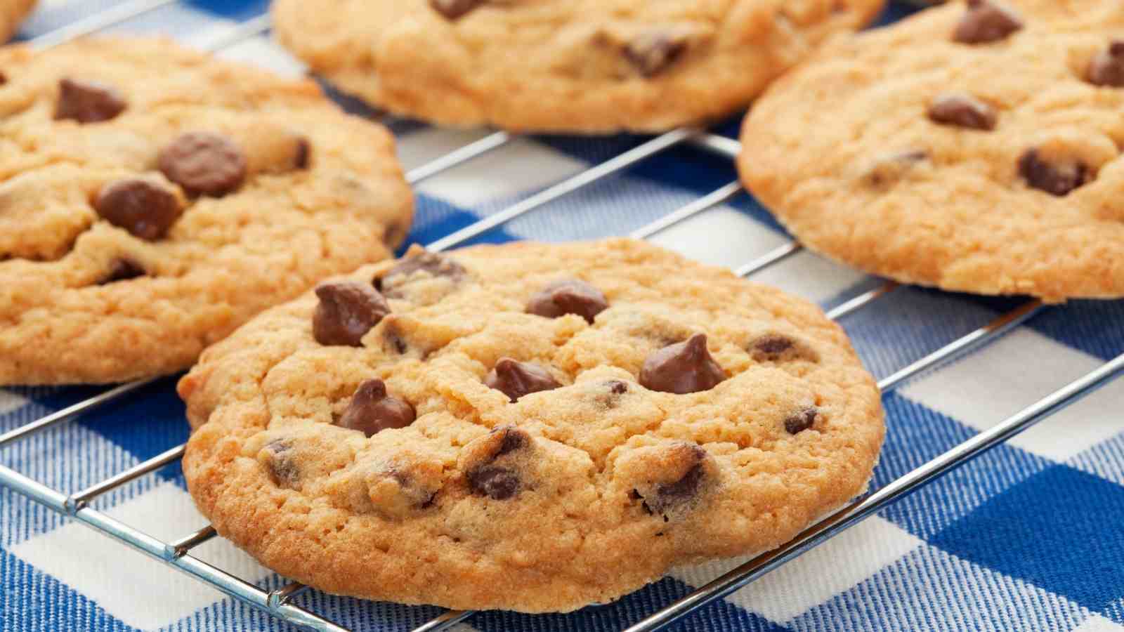 60+ Best Cookie Recipes That Are Fun and Easy to Make - IzzyCooking