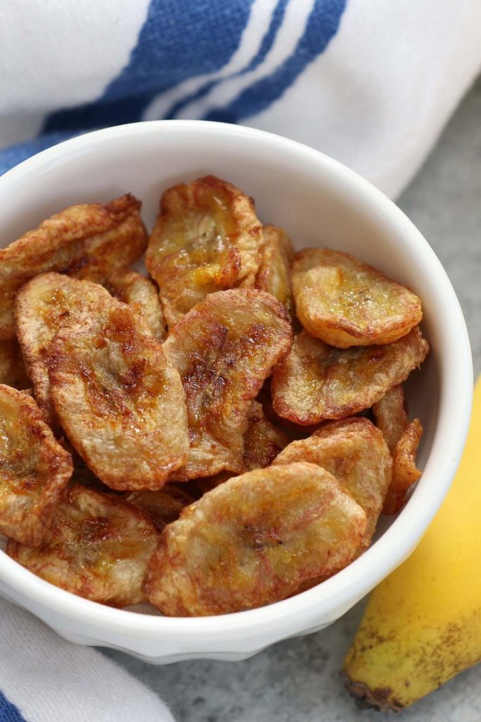 Dehydrating Bananas (Easy Homemade Banana Chips with Air Fryer