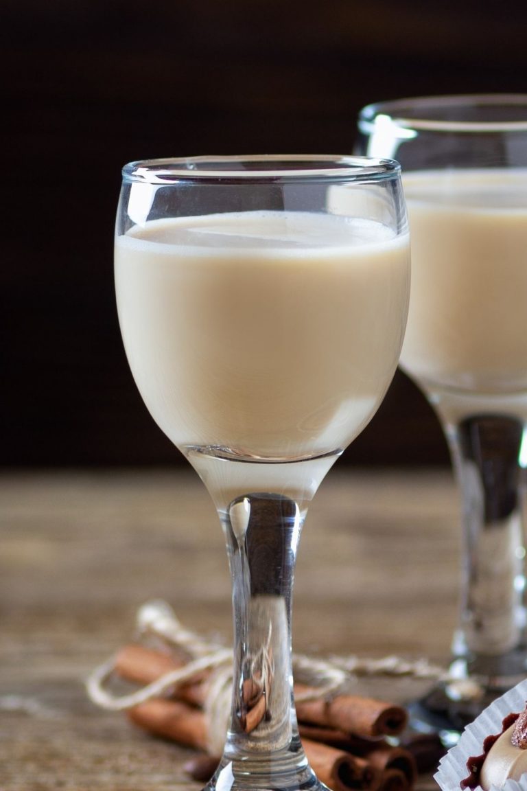 13 Delicious RumChata Drinks IzzyCooking