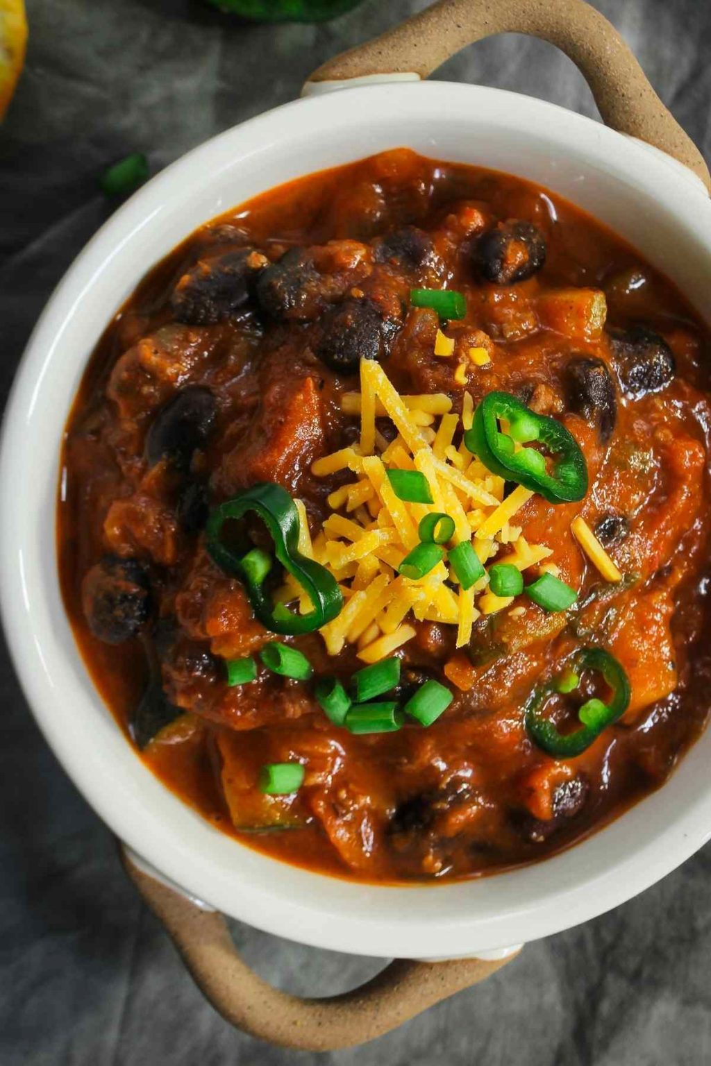 30-best-chili-toppings-for-an-amazing-chili-bar-izzycooking