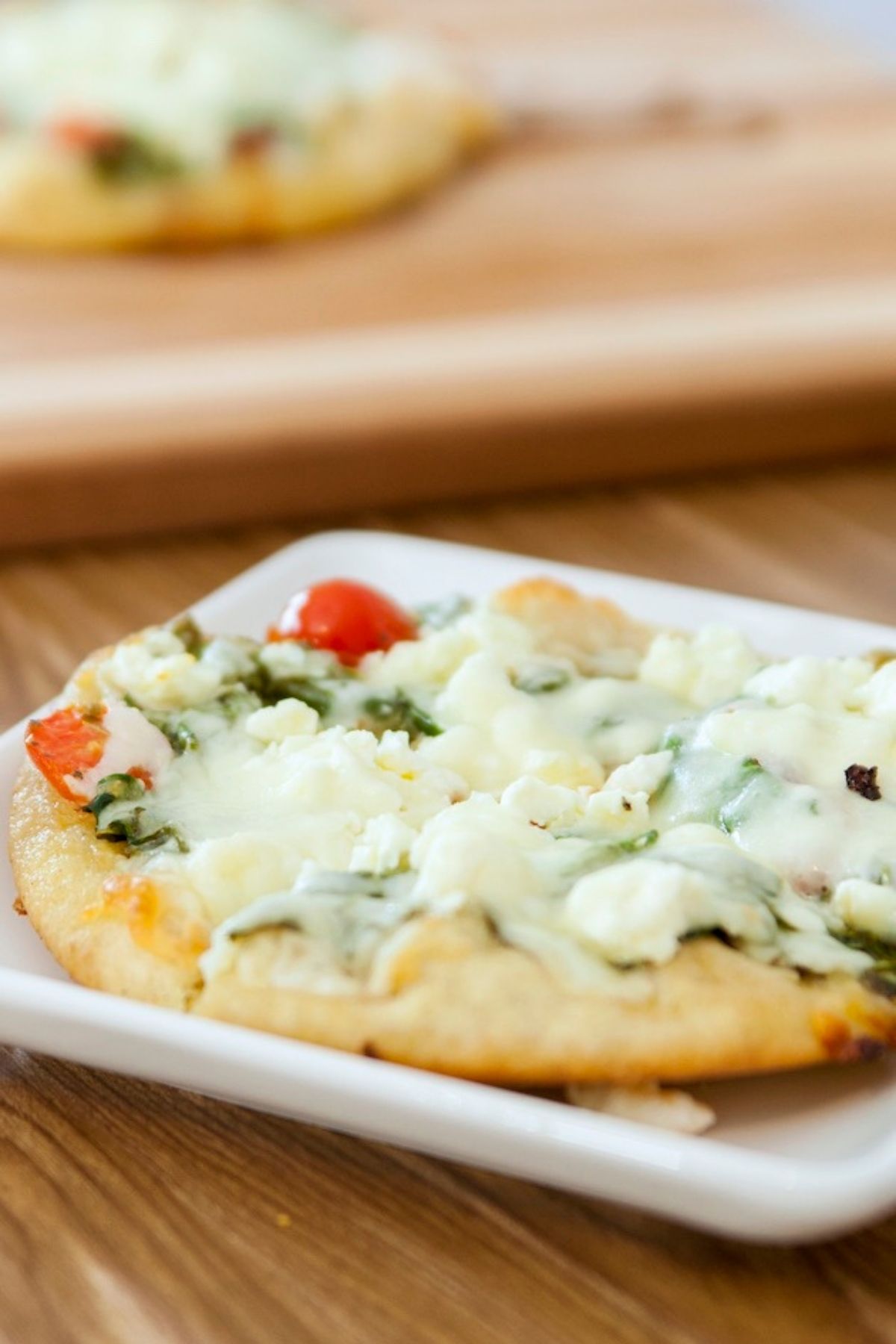 Healthy Greek Pita Pizza
