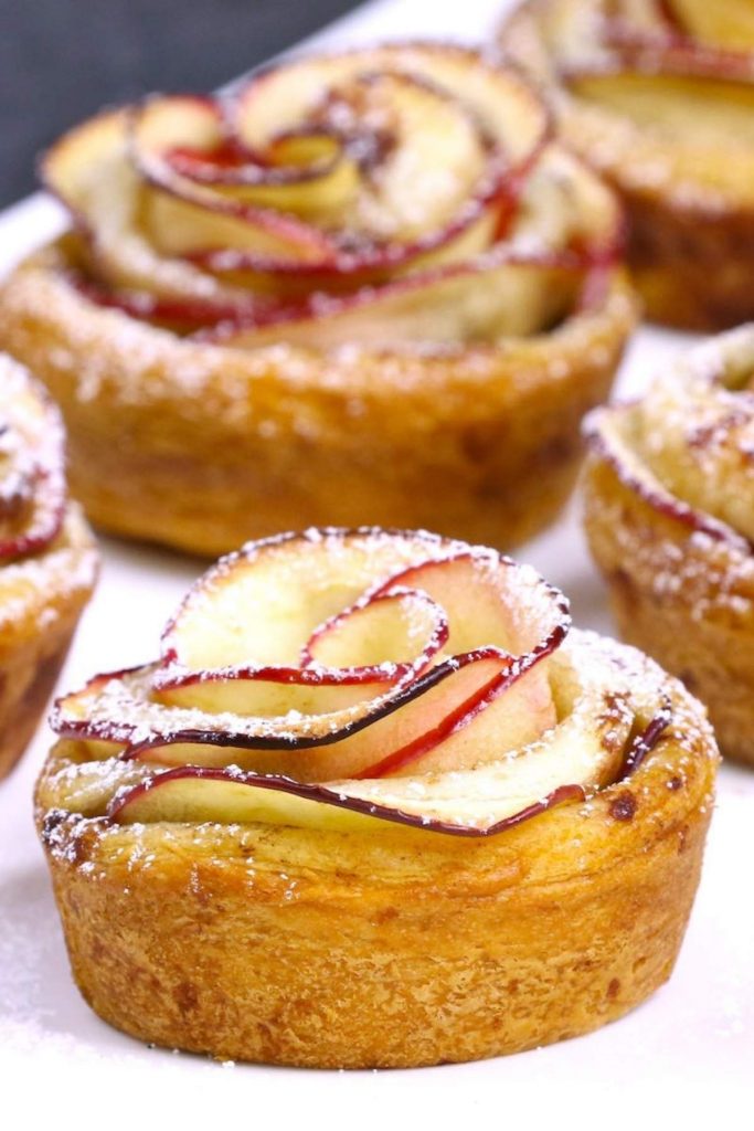 Mini Apple Rose Cupcakes