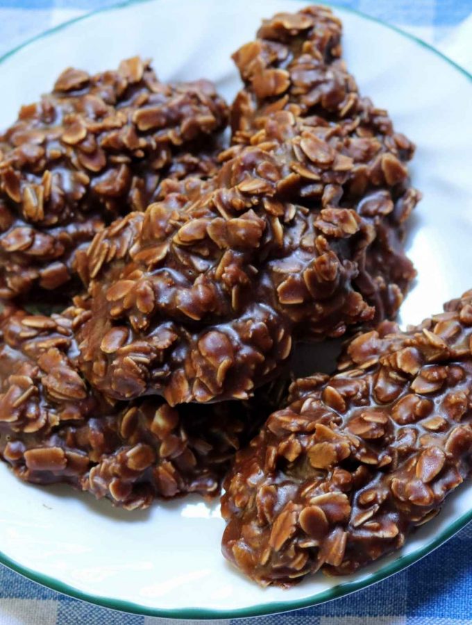 These No Bake Cookies Made without Peanut Butter are delicious and so easy to make. You can make it with or without oatmeal. There are many other variations too! They’re just as tasty as baked cookies.