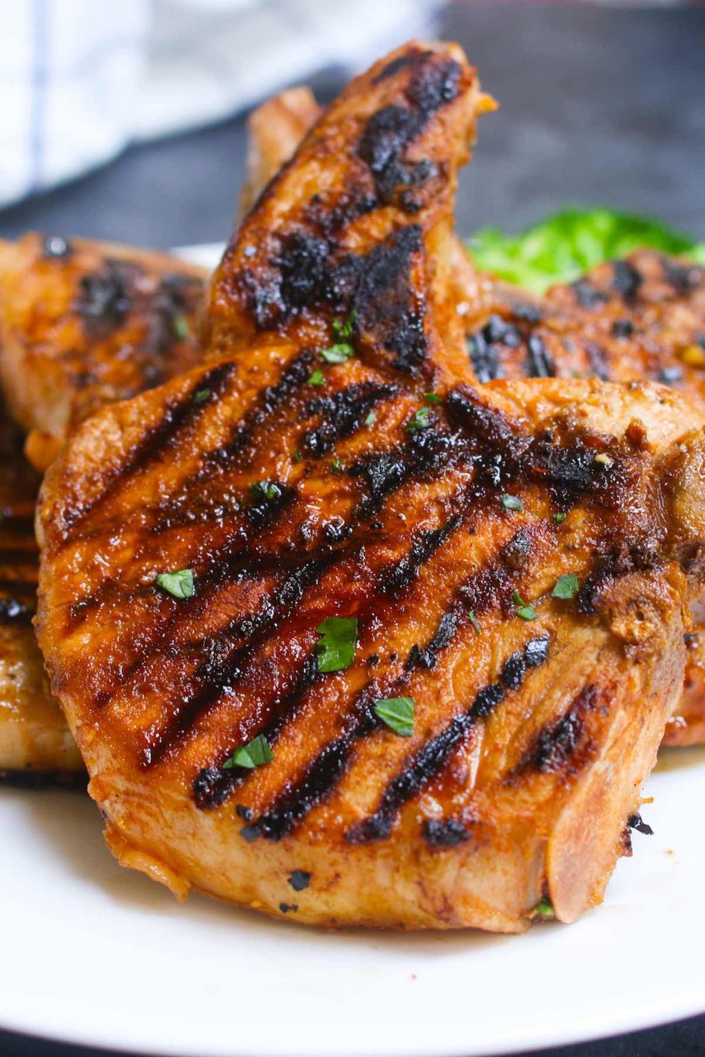 internal temperature for cooked pork chops
