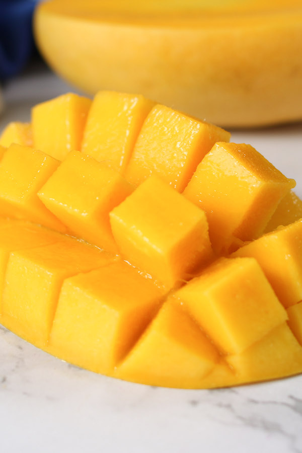 The key to enjoying a mango is ensuring that it’s fully ripe. Some may feel soft but when cut, aren’t ready to eat at all. In this article, we’re sharing some tips on how to tell if a mango is ripe and ready to eat.